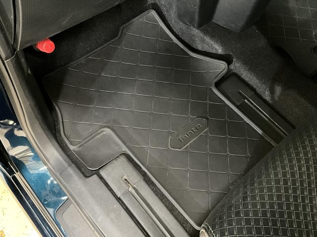 タントカスタムＸスタイルセレクション　パノラマモニター　ＥＴＣパノラマモニター　ＥＴＣ　両側電動スライドドア　ロングスライドシート　前席シートヒーター　コーナーセンサー　ＬＥＤヘッドライト　１４インチ純正アルミホイール　ＵＳＢチャージャー　プッシュスタート（京都府）の中古車