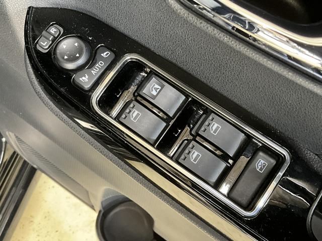 タントカスタムＲＳスタイルセレクション　ワンオーナー　ターボ　ナビワンオーナー　ターボ　ナビ　バックカメラ　ドライブレコーダー　ＥＴＣ　両側電動スライドドア　ロングスライドシート　コーナーセンサー　前席シートヒーター　アダプティブクルーズコントロール　ＵＳＢ　ＤＶＤ（京都府）の中古車