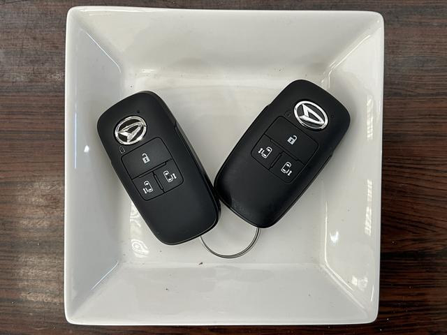 ムーヴキャンバスストライプスG ワンオーナー 4WD バックカメラ USBワンオーナー 4WD バックカメラ 両側電動スライドドア 前後コーナーセンサー 前席シートヒーター オートマチックハイビーム USBチャージャー ホッとカップホルダー オートブレーキホールド(京都府)の中古車