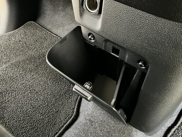 ムーヴキャンバスストライプスG ワンオーナー 4WD バックカメラ USBワンオーナー 4WD バックカメラ 両側電動スライドドア 前後コーナーセンサー 前席シートヒーター オートマチックハイビーム USBチャージャー ホッとカップホルダー オートブレーキホールド(京都府)の中古車