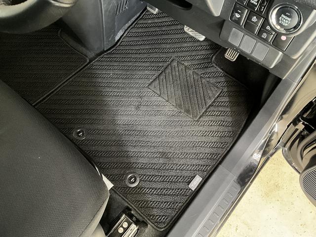 タンクカスタムＧ　Ｓ　ワンオーナ　４ＷＤ　ナビ　ＥＴＣ　リアカメラワンオーナー　４ＷＤ　ナビ　ＥＴＣ　バックカメラ　両側電動スライドドア　クルーズコントロール　Ｂｌｕｅｔｏｏｔｈ　前席シートヒーター　ウインドシールドディアイサー　１４インチ純正アルミホイール　ＤＶＤ（京都府）の中古車