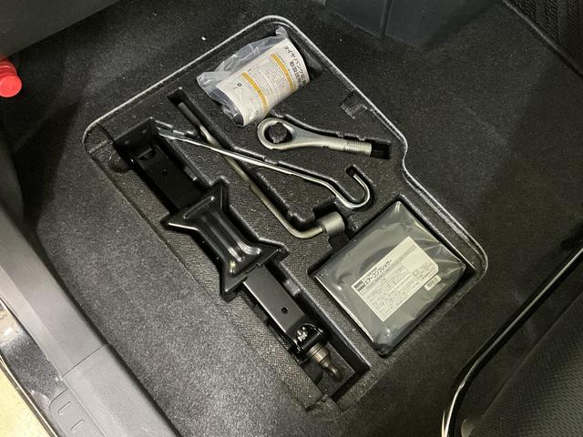 タンクカスタムＧ　Ｓ　ワンオーナ　４ＷＤ　ナビ　ＥＴＣ　リアカメラワンオーナー　４ＷＤ　ナビ　ＥＴＣ　バックカメラ　両側電動スライドドア　クルーズコントロール　Ｂｌｕｅｔｏｏｔｈ　前席シートヒーター　ウインドシールドディアイサー　１４インチ純正アルミホイール　ＤＶＤ（京都府）の中古車