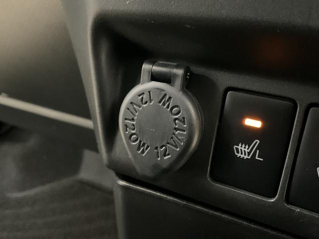 タンクカスタムＧ　Ｓ　ワンオーナ　４ＷＤ　ナビ　ＥＴＣ　リアカメラワンオーナー　４ＷＤ　ナビ　ＥＴＣ　バックカメラ　両側電動スライドドア　クルーズコントロール　Ｂｌｕｅｔｏｏｔｈ　前席シートヒーター　ウインドシールドディアイサー　１４インチ純正アルミホイール　ＤＶＤ（京都府）の中古車