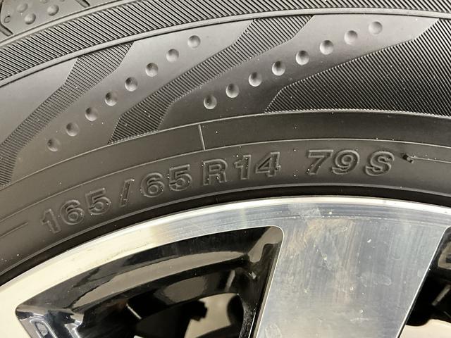 タンクカスタムＧ　Ｓ　ワンオーナ　４ＷＤ　ナビ　ＥＴＣ　リアカメラワンオーナー　４ＷＤ　ナビ　ＥＴＣ　バックカメラ　両側電動スライドドア　クルーズコントロール　Ｂｌｕｅｔｏｏｔｈ　前席シートヒーター　ウインドシールドディアイサー　１４インチ純正アルミホイール　ＤＶＤ（京都府）の中古車