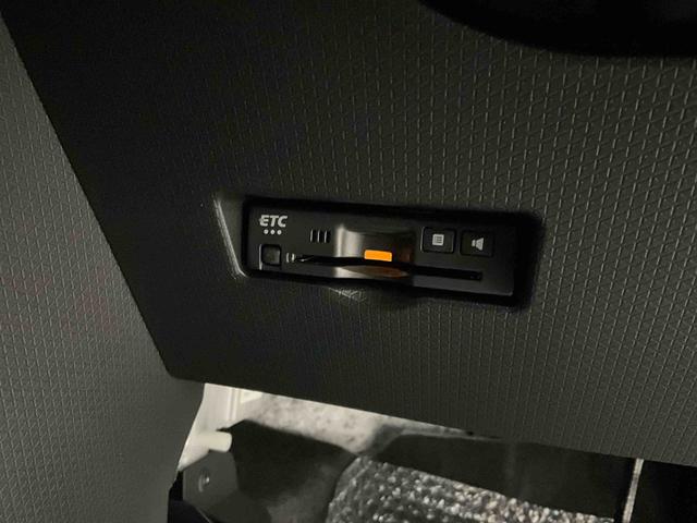 タントカスタムＸ　届出済未使用車ダイハツ認定中古車　アイドリングストップ　予防安全機能スマートアシスト搭載　オートライト　オートマチックハイビーム　ＬＥＤヘッドライト　パノラマモニター　キーフリーキー　電動格納ミラー　シートヒーター（京都府）の中古車