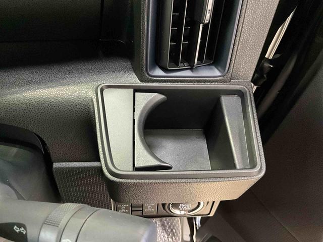 タントカスタムＸ　届出済未使用車ダイハツ認定中古車　アイドリングストップ　予防安全機能スマートアシスト搭載　オートライト　オートマチックハイビーム　ＬＥＤヘッドライト　パノラマモニター　キーフリーキー　電動格納ミラー　シートヒーター（京都府）の中古車