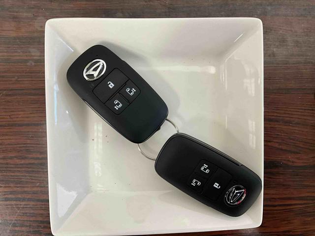 タントカスタムＸ　届出済未使用車ダイハツ認定中古車　アイドリングストップ　予防安全機能スマートアシスト搭載　オートライト　オートマチックハイビーム　ＬＥＤヘッドライト　パノラマモニター　キーフリーキー　電動格納ミラー　シートヒーター（京都府）の中古車