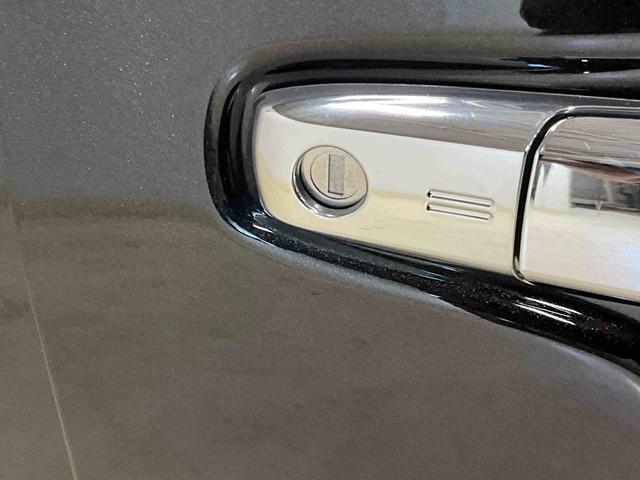 タントカスタムＸ　届出済未使用車ダイハツ認定中古車　アイドリングストップ　予防安全機能スマートアシスト搭載　オートライト　オートマチックハイビーム　ＬＥＤヘッドライト　パノラマモニター　キーフリーキー　電動格納ミラー　シートヒーター（京都府）の中古車