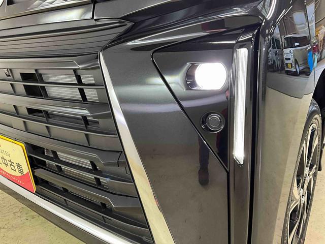 タントカスタムＸ　届出済未使用車ダイハツ認定中古車　アイドリングストップ　予防安全機能スマートアシスト搭載　オートライト　オートマチックハイビーム　ＬＥＤヘッドライト　パノラマモニター　キーフリーキー　電動格納ミラー　シートヒーター（京都府）の中古車