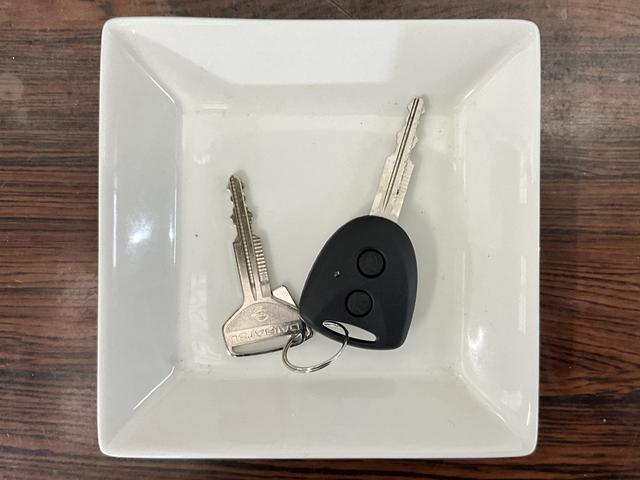 ミライースＸ　ＳＡIII　ＬＥＤヘッドライト　　キーレスリモコンスマートアシストＩＩＩ　ＬＥＤヘッドライト　キーレスリモコン　コーナーセンサー　オートハイビーム　マニュアルエアコン　ホイールキャップ　電動格納式ドアミラー　オートライト　カーペットマット　ＡＢＳ（京都府）の中古車