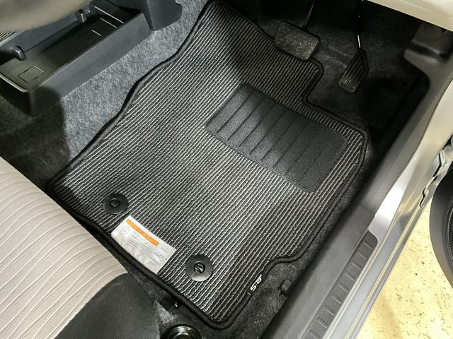 ミライースＸ　ＳＡIII　ＬＥＤヘッドライト　　キーレスリモコンスマートアシストＩＩＩ　ＬＥＤヘッドライト　キーレスリモコン　コーナーセンサー　オートハイビーム　マニュアルエアコン　ホイールキャップ　電動格納式ドアミラー　オートライト　カーペットマット　ＡＢＳ（京都府）の中古車