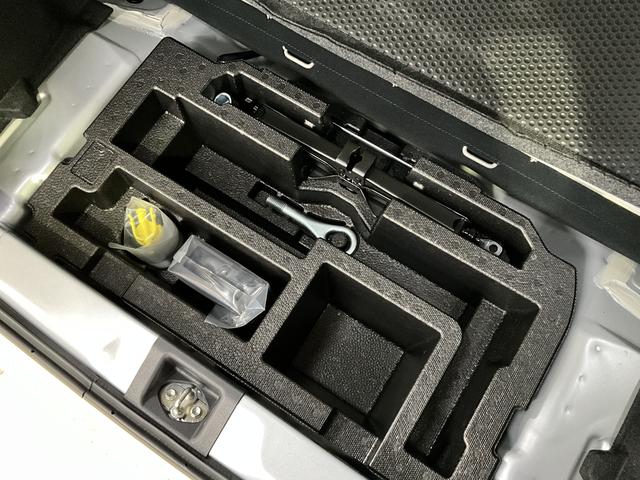 ミライースＸ　ＳＡIII　ＬＥＤヘッドライト　　キーレスリモコンスマートアシストＩＩＩ　ＬＥＤヘッドライト　キーレスリモコン　コーナーセンサー　オートハイビーム　マニュアルエアコン　ホイールキャップ　電動格納式ドアミラー　オートライト　カーペットマット　ＡＢＳ（京都府）の中古車