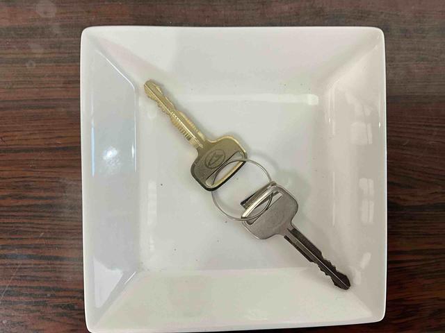 ハイゼットトラックスタンダード４ＷＤ　エアコン　パワステ　デュアルエアバッグ　ＡＢＳ　安全ボディ　クリアランスソナー　オートライト　横滑り防止システム　アイドリングストップ　スマートアシスト（京都府）の中古車