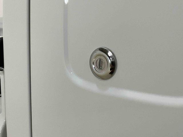 ハイゼットトラックスタンダード４ＷＤ　エアコン　パワステ　デュアルエアバッグ　ＡＢＳ　安全ボディ　クリアランスソナー　オートライト　横滑り防止システム　アイドリングストップ　スマートアシスト（京都府）の中古車