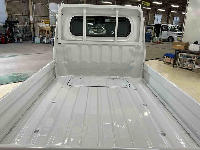 ハイゼットトラックスタンダード４ＷＤ　エアコン　パワステ　デュアルエアバッグ　ＡＢＳ　安全ボディ　クリアランスソナー　オートライト　横滑り防止システム　アイドリングストップ　スマートアシスト（京都府）の中古車