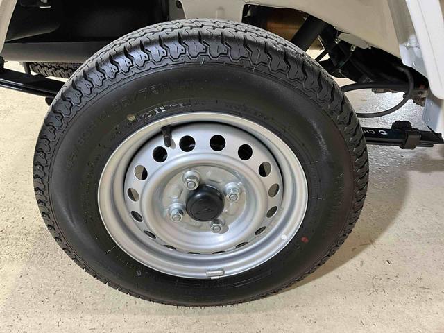 ハイゼットトラックスタンダード４ＷＤ　エアコン　パワステ　デュアルエアバッグ　ＡＢＳ　安全ボディ　クリアランスソナー　オートライト　横滑り防止システム　アイドリングストップ　スマートアシスト（京都府）の中古車