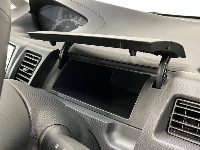 ムーヴＸリミテッド　ワンオーナー　ナビ　バックカメラ　ワンセグＴＶワンオーナー　ナビ　バックカメラ　１４インチ純正アルミホイール　ワンセグＴＶ　アイドリングストップ　盗難防止装置　プッシュスタート　スマートキー　キーレスエントリー　ドアバイザー　１２Ｖ電源ソケット（京都府）の中古車