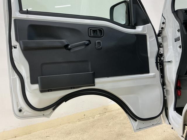 ハイゼットトラックＥＸＴ　ワンオーナー　４ＷＤ　ＣＶＴ車　リアコーナーセンサーワンオーナー　４ＷＤ　ＣＶＴ車　リアコーナーセンサー　オートマチックハイビーム　３方開　荷台作業灯　オートライト　横滑り防止装置　スマアシ　アイドリングストップ　プッシュスタート　スマートキー（京都府）の中古車