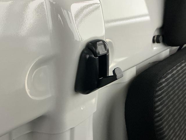 ハイゼットトラックＥＸＴ　ワンオーナー　４ＷＤ　ＣＶＴ車　リアコーナーセンサーワンオーナー　４ＷＤ　ＣＶＴ車　リアコーナーセンサー　オートマチックハイビーム　３方開　荷台作業灯　オートライト　横滑り防止装置　スマアシ　アイドリングストップ　プッシュスタート　スマートキー（京都府）の中古車