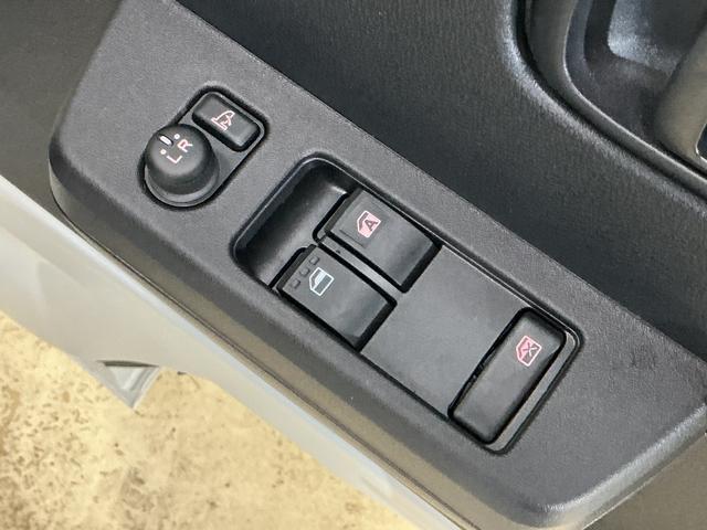 ハイゼットトラックＥＸＴ　ワンオーナー　４ＷＤ　ＣＶＴ車　リアコーナーセンサーワンオーナー　４ＷＤ　ＣＶＴ車　リアコーナーセンサー　オートマチックハイビーム　３方開　荷台作業灯　オートライト　横滑り防止装置　スマアシ　アイドリングストップ　プッシュスタート　スマートキー（京都府）の中古車