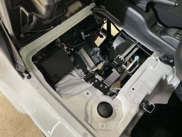 ハイゼットトラックＥＸＴ　ワンオーナー　４ＷＤ　ＣＶＴ車　リアコーナーセンサーワンオーナー　４ＷＤ　ＣＶＴ車　リアコーナーセンサー　オートマチックハイビーム　３方開　荷台作業灯　オートライト　横滑り防止装置　スマアシ　アイドリングストップ　プッシュスタート　スマートキー（京都府）の中古車