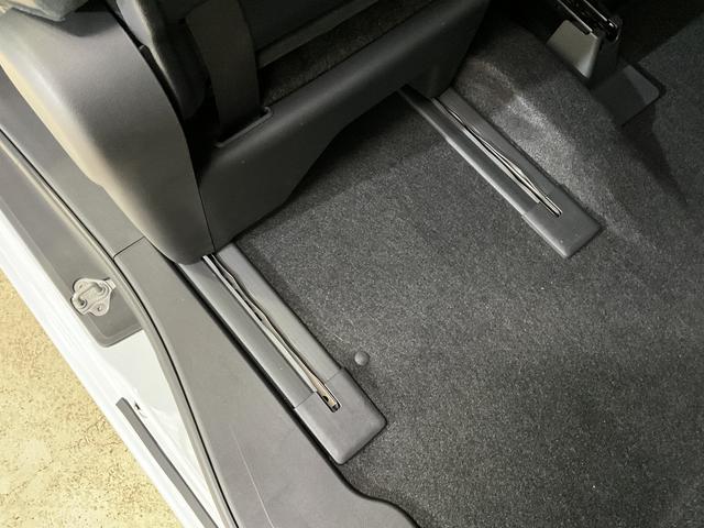 タントカスタムＲＳ　ターボ　ディスプレイオーディオ　バックカメラターボ　ディスプレイオーディオ　バックカメラ　両側電動スライドドア　シートヒーター　コーナーセンサー　電子パーキング　オートブレーキホールド　オートマチックハイビーム　１５インチ純正アルミホイール（京都府）の中古車