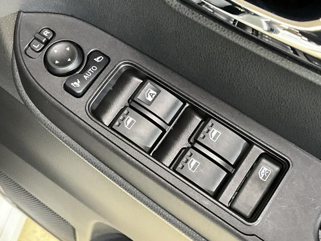 タントカスタムＲＳ　ターボ　ディスプレイオーディオ　バックカメラターボ　ディスプレイオーディオ　バックカメラ　両側電動スライドドア　シートヒーター　コーナーセンサー　電子パーキング　オートブレーキホールド　オートマチックハイビーム　１５インチ純正アルミホイール（京都府）の中古車