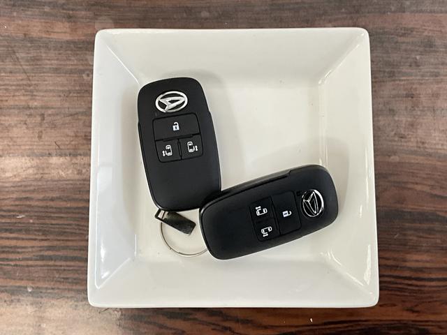 ムーヴキャンバスストライプスＧ　デモカー　バックカメラ　両側電動スライドドアデモカー　バックカメラ　両側電動スライドドア　前席シートヒーター　前後コーナーセンサー　電子パーキング　オートマチックハイビーム　オートブレーキホールド　ホッとカップホルダー　ＵＳＢチャージャー（京都府）の中古車