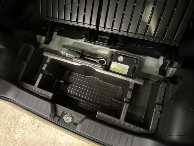 ムーヴキャンバスストライプスＧ　デモカー　バックカメラ　両側電動スライドドアデモカー　バックカメラ　両側電動スライドドア　前席シートヒーター　前後コーナーセンサー　電子パーキング　オートマチックハイビーム　オートブレーキホールド　ホッとカップホルダー　ＵＳＢチャージャー（京都府）の中古車