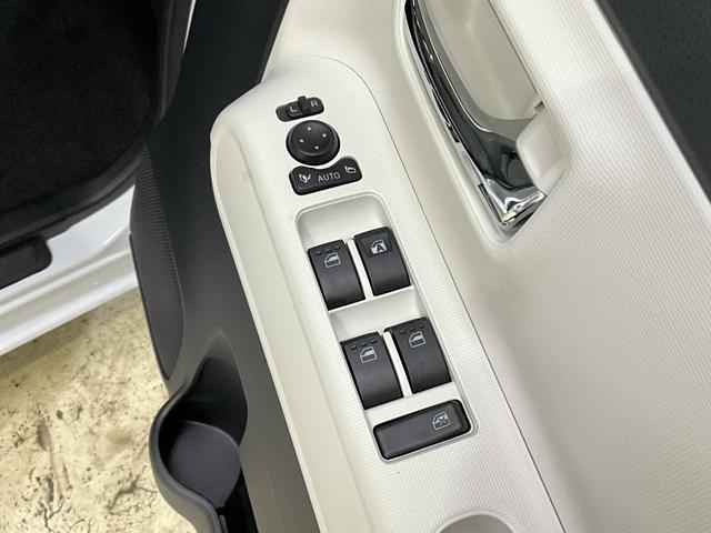 ムーヴキャンバスストライプスＧ　デモカー　バックカメラ　両側電動スライドドアデモカー　バックカメラ　両側電動スライドドア　前席シートヒーター　前後コーナーセンサー　電子パーキング　オートマチックハイビーム　オートブレーキホールド　ホッとカップホルダー　ＵＳＢチャージャー（京都府）の中古車