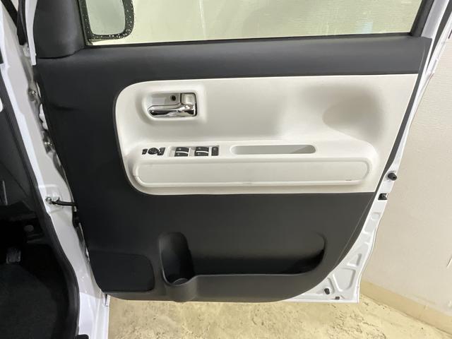 ムーヴキャンバスストライプスＧ　デモカー　バックカメラ　両側電動スライドドアデモカー　バックカメラ　両側電動スライドドア　前席シートヒーター　前後コーナーセンサー　電子パーキング　オートマチックハイビーム　オートブレーキホールド　ホッとカップホルダー　ＵＳＢチャージャー（京都府）の中古車