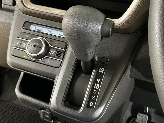 ムーヴX ワンオーナー 片側電動スライドドア 前後コーナーセンサーワンオーナー 片側電動スライドドア 前後コーナーセンサー オートマチックハイビーム USBチャージャー LEDヘッドライト オートライト スマートキー キーレス プッシュスタート 横滑り防止装置(京都府)の中古車