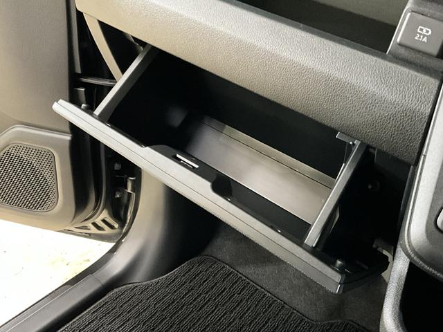 ムーヴX ワンオーナー 片側電動スライドドア 前後コーナーセンサーワンオーナー 片側電動スライドドア 前後コーナーセンサー オートマチックハイビーム USBチャージャー LEDヘッドライト オートライト スマートキー キーレス プッシュスタート 横滑り防止装置(京都府)の中古車