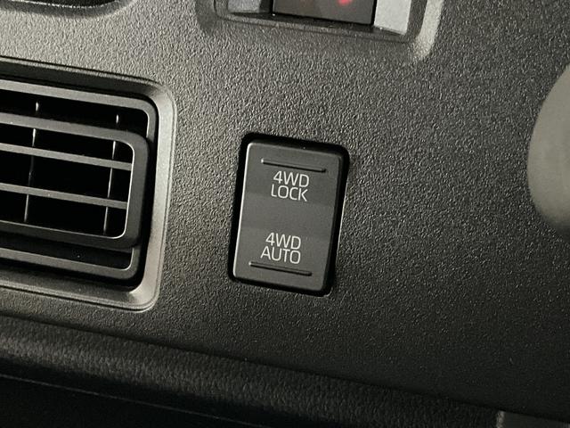 ハイゼットカーゴクルーズ ワンオーナー 切替式4WD リアコーナーセンサーワンオーナー 切替式4WD リアコーナーセンサー オートマチックハイビーム 横滑り防止装置 アイドリングストップ 盗難防止装置 スマートキー プッシュスタート スマートアシスト 電動格納ドアミラー(京都府)の中古車