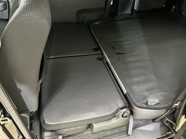 ハイゼットカーゴクルーズ ワンオーナー 切替式4WD リアコーナーセンサーワンオーナー 切替式4WD リアコーナーセンサー オートマチックハイビーム 横滑り防止装置 アイドリングストップ 盗難防止装置 スマートキー プッシュスタート スマートアシスト 電動格納ドアミラー(京都府)の中古車