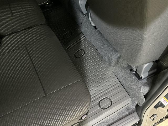 ハイゼットカーゴクルーズ ワンオーナー 切替式4WD リアコーナーセンサーワンオーナー 切替式4WD リアコーナーセンサー オートマチックハイビーム 横滑り防止装置 アイドリングストップ 盗難防止装置 スマートキー プッシュスタート スマートアシスト 電動格納ドアミラー(京都府)の中古車