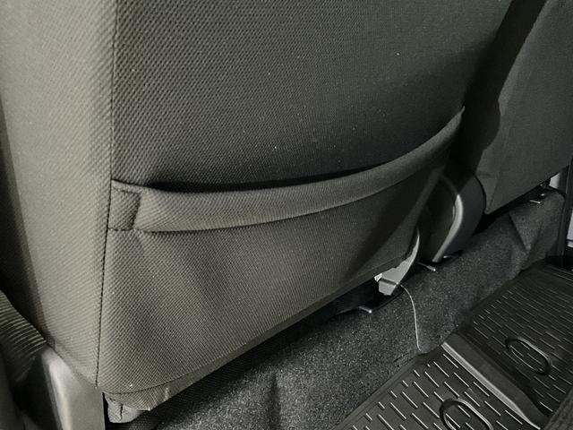 ハイゼットカーゴクルーズ ワンオーナー 切替式4WD リアコーナーセンサーワンオーナー 切替式4WD リアコーナーセンサー オートマチックハイビーム 横滑り防止装置 アイドリングストップ 盗難防止装置 スマートキー プッシュスタート スマートアシスト 電動格納ドアミラー(京都府)の中古車