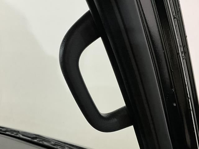 ハイゼットカーゴクルーズ ワンオーナー 切替式4WD リアコーナーセンサーワンオーナー 切替式4WD リアコーナーセンサー オートマチックハイビーム 横滑り防止装置 アイドリングストップ 盗難防止装置 スマートキー プッシュスタート スマートアシスト 電動格納ドアミラー(京都府)の中古車