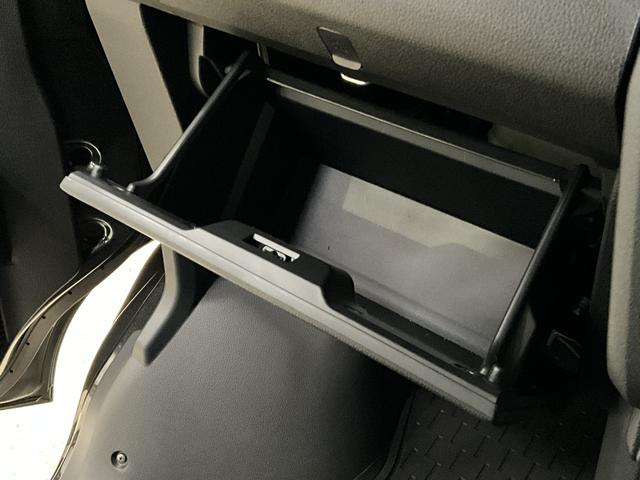 ハイゼットカーゴクルーズ ワンオーナー 切替式4WD リアコーナーセンサーワンオーナー 切替式4WD リアコーナーセンサー オートマチックハイビーム 横滑り防止装置 アイドリングストップ 盗難防止装置 スマートキー プッシュスタート スマートアシスト 電動格納ドアミラー(京都府)の中古車