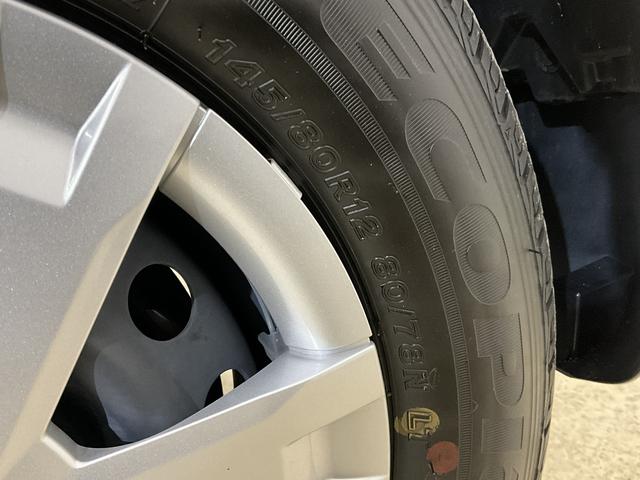 ハイゼットカーゴクルーズ ワンオーナー 切替式4WD リアコーナーセンサーワンオーナー 切替式4WD リアコーナーセンサー オートマチックハイビーム 横滑り防止装置 アイドリングストップ 盗難防止装置 スマートキー プッシュスタート スマートアシスト 電動格納ドアミラー(京都府)の中古車