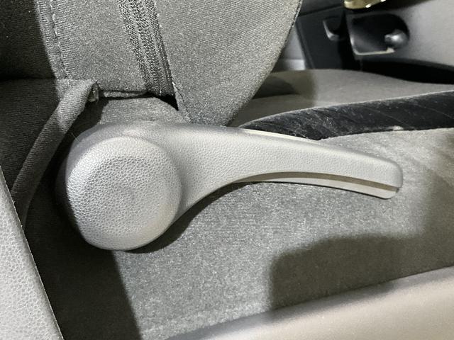 タントカスタムＸ　ＳＡ　ワンオーナー　４ＷＤ　ＣＤオーディオワンオーナー　４ＷＤ　ＣＤオーディオ　片側電動スライドドア　１４インチ純正アルミホイール　ＬＥＤヘッドライト　オートライト　横滑り防止装置　フォグライト　ドアバイザー　スマートキー　プッシュスタート（京都府）の中古車