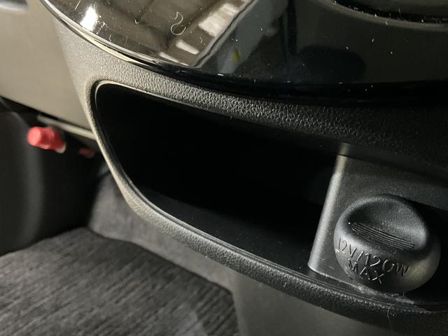 タントカスタムＸ　ＳＡ　ワンオーナー　４ＷＤ　ＣＤオーディオワンオーナー　４ＷＤ　ＣＤオーディオ　片側電動スライドドア　１４インチ純正アルミホイール　ＬＥＤヘッドライト　オートライト　横滑り防止装置　フォグライト　ドアバイザー　スマートキー　プッシュスタート（京都府）の中古車