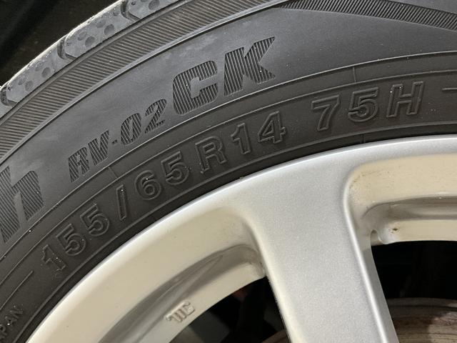 タントカスタムＸ　ＳＡ　ワンオーナー　４ＷＤ　ＣＤオーディオワンオーナー　４ＷＤ　ＣＤオーディオ　片側電動スライドドア　１４インチ純正アルミホイール　ＬＥＤヘッドライト　オートライト　横滑り防止装置　フォグライト　ドアバイザー　スマートキー　プッシュスタート（京都府）の中古車