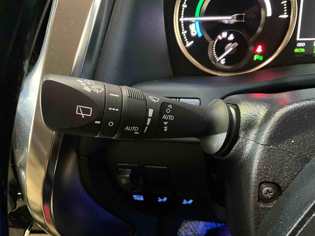 アルファードハイブリッドエグゼクティブラウンジハイブリッド　両側電動スライドドア　キーフリーシステム　プッシュボタンスタート　シートヒーター　後席モニター　全方位カメラ　ＥＴＣ車載器　衝突被害軽減システム　衝突安全ボディー　前後ドライブレコーダー（京都府）の中古車