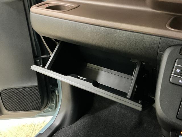 ムーヴキャンバスセオリーＧ　ワンオーナー　４ＷＤ　ディスプレイオーディオワンオーナー　４ＷＤ　ディスプレイオーディオ　バックカメラ　両側電動スライドドア　前後コーナーセンサー　前席シートヒーター　電子パーキング　オートブレーキホールド　ワイヤレス充電　ホッとカップホルダー（京都府）の中古車