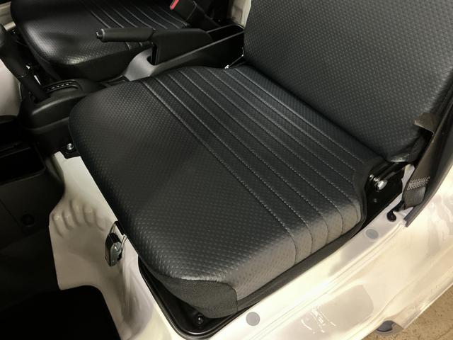 ハイゼットトラックスタンダード　ワンオーナー　４ＷＤ　ＣＶＴ車　ラジオデッキワンオーナー　切替式４ＷＤ　ＣＶＴ車　ラジオデッキ　コーナーセンサー　３方開　オートライト　スペアキー　横滑り防止装置　アイドリングストップ　スマートアシスト　１２Ｖ電源ソケット　マニュアルエアコン（京都府）の中古車