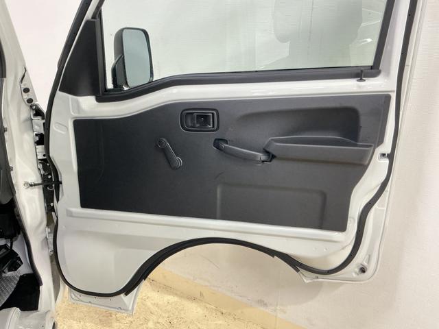 ハイゼットトラックスタンダード　ワンオーナー　４ＷＤ　ＣＶＴ車　ラジオデッキワンオーナー　切替式４ＷＤ　ＣＶＴ車　ラジオデッキ　コーナーセンサー　３方開　オートライト　スペアキー　横滑り防止装置　アイドリングストップ　スマートアシスト　１２Ｖ電源ソケット　マニュアルエアコン（京都府）の中古車