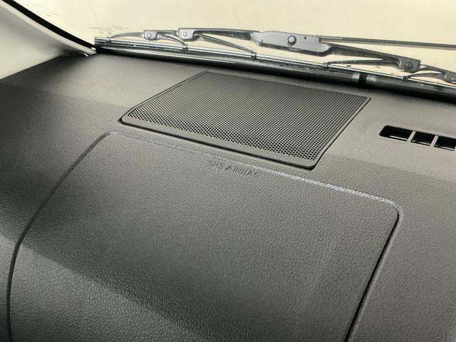 ハイゼットトラックスタンダード　ワンオーナー　４ＷＤ　ＣＶＴ車　ラジオデッキワンオーナー　切替式４ＷＤ　ＣＶＴ車　ラジオデッキ　コーナーセンサー　３方開　オートライト　スペアキー　横滑り防止装置　アイドリングストップ　スマートアシスト　１２Ｖ電源ソケット　マニュアルエアコン（京都府）の中古車