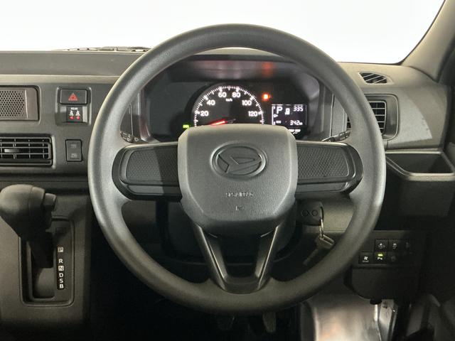 ハイゼットカーゴＤＸ　デラックス　４ＷＤ　スマートアシスト　キーレスリモコン４ＷＤ　スマートアシスト　キーレスリモコン　マニュアルエアコン　ＡＭ／ＦＭチューナー　コーナーセンサー　フロントパワーウインド　スチールホイール　ラバーマット　オートライト　アイドリングストップ（京都府）の中古車