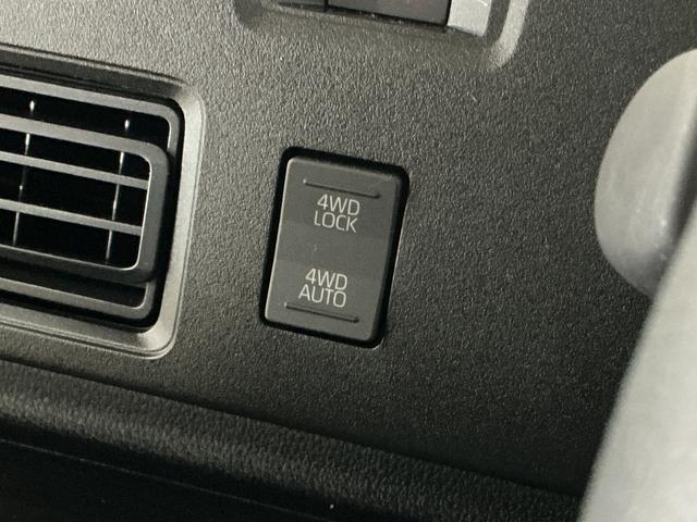 ハイゼットカーゴＤＸ　デラックス　４ＷＤ　スマートアシスト　キーレスリモコン４ＷＤ　スマートアシスト　キーレスリモコン　マニュアルエアコン　ＡＭ／ＦＭチューナー　コーナーセンサー　フロントパワーウインド　スチールホイール　ラバーマット　オートライト　アイドリングストップ（京都府）の中古車